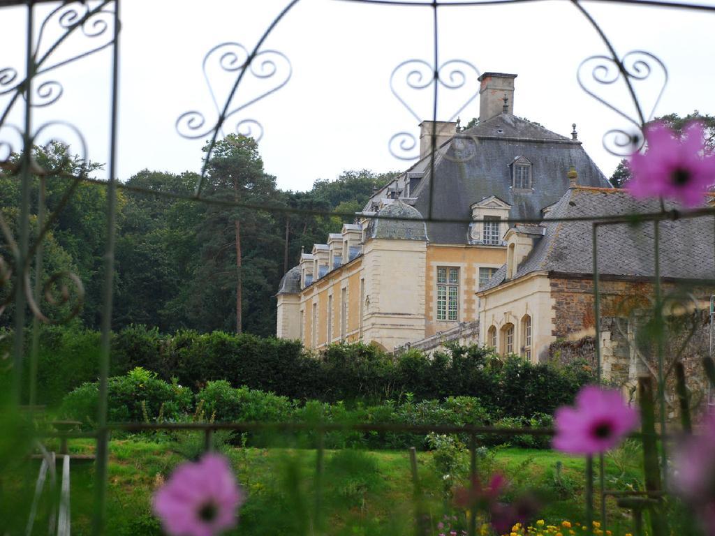 Bed and Breakfast Château du Boschet à Bourg-des-Comptes Extérieur photo